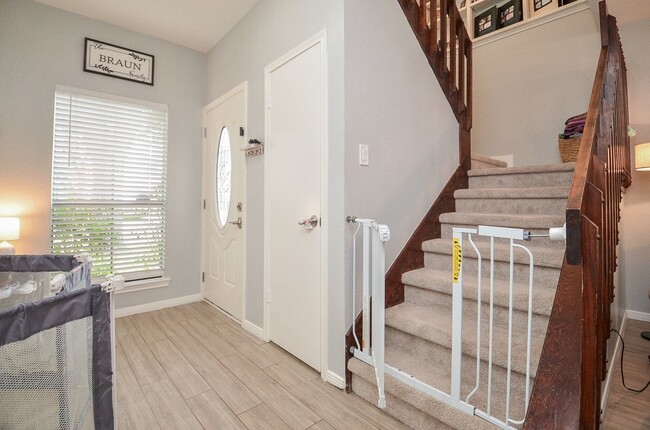 Foto del edificio - 4614 Rainbow Run