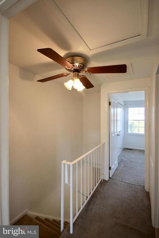 Foto del edificio - 14405 Black Horse Ct