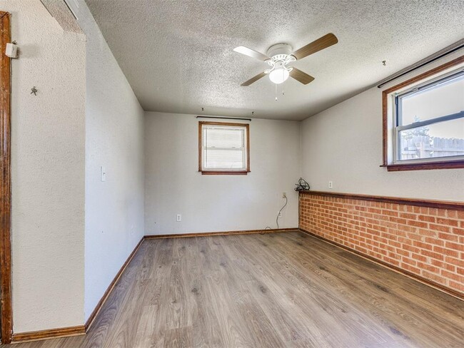 Building Photo - 3637 Firethorn Dr