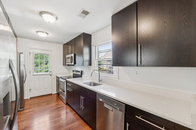 Foto del edificio - 4709 Norwich Rd