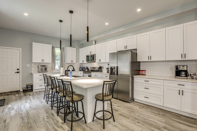 Foto del edificio - 5321 Wakefield St