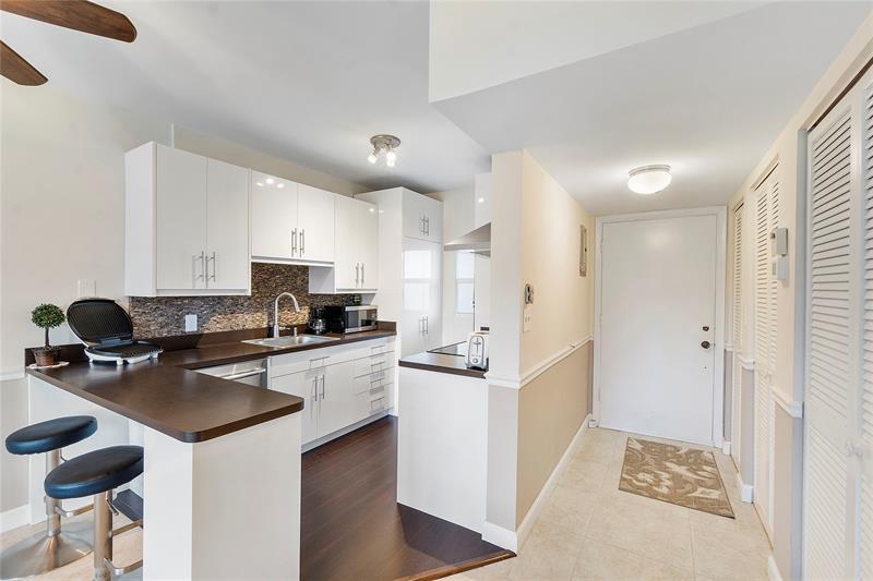 Foto principal - 5401 NW 2nd Ave