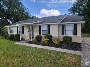 Building Photo - 2640 Teakwood Dr