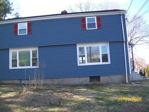 Building Photo - 6 Geissler Dr