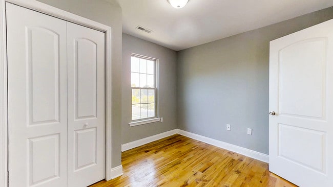 Building Photo - 1301 Hornberger Ave