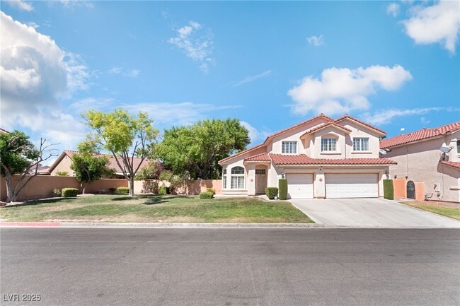 Building Photo - 8236 Sedona Sunrise Dr
