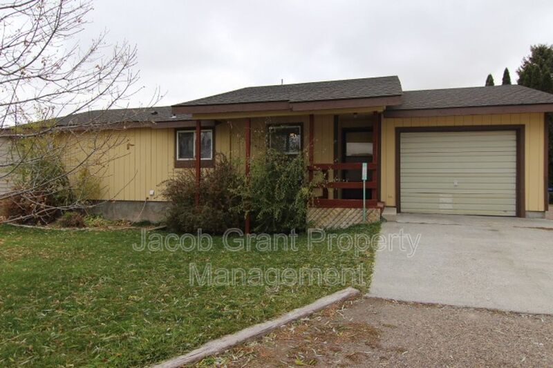 Primary Photo - 5023 Walker Ave