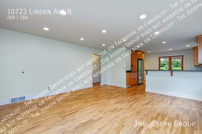 Foto del edificio - 10723 Linden Ave N