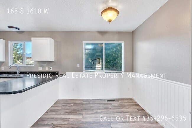 Building Photo - 165 S 1610 W
