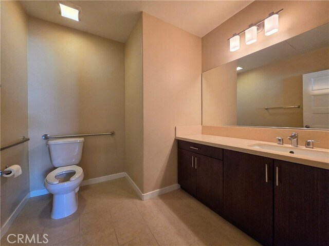Foto del edificio - 1520 W Artesia Square