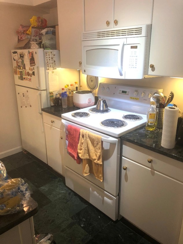 Primary Photo - 219 Aspinwall Ave