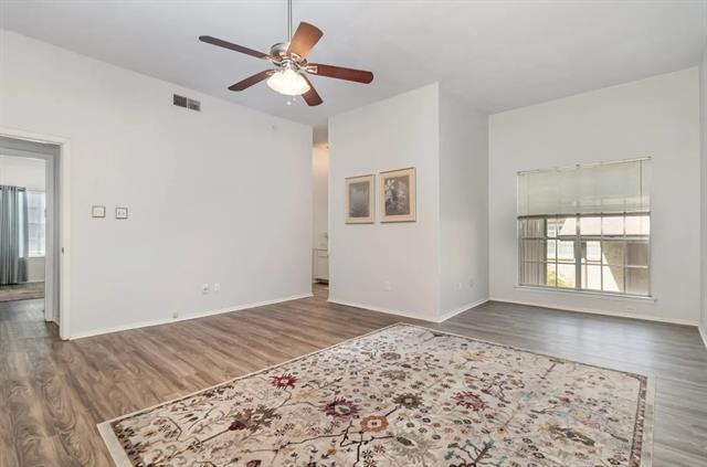 Building Photo - 10416 High Hollows Dr