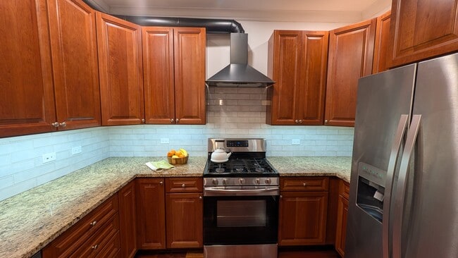 Cocina - 4648 N Winthrop Ave