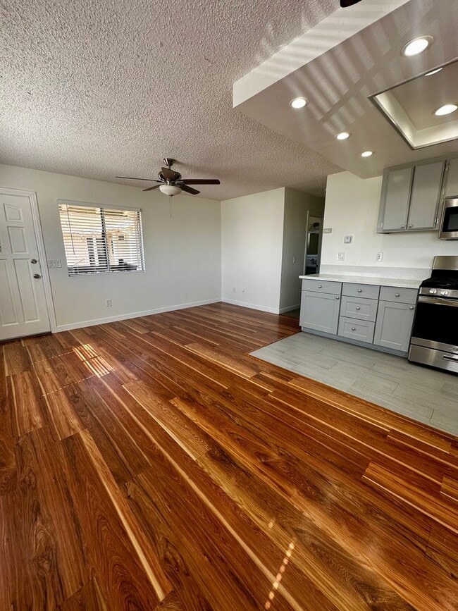 Foto del edificio - 5847-5849 Mildred St