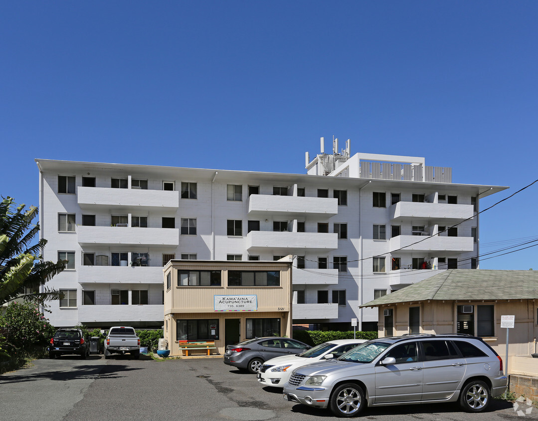 Building Photo - Kapahulu Vista Apts