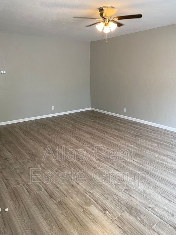 Building Photo - 3635 E Elida St