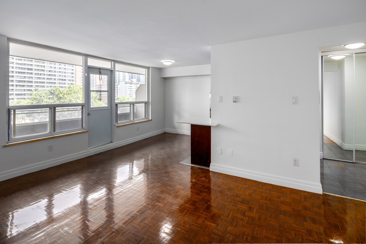 Photo - Continental Towers Apartments