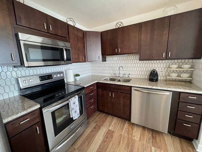 Foto del edificio - 5445 N Sheridan Rd