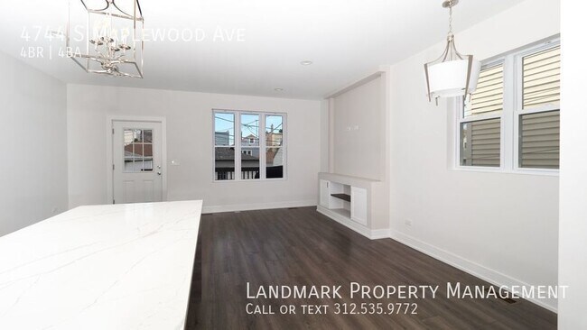 Building Photo - 4744 S Maplewood