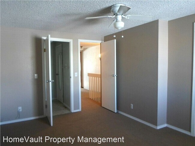 Foto del edificio - 3 br, 3 bath House - 11555 W 70th Pl Apt F