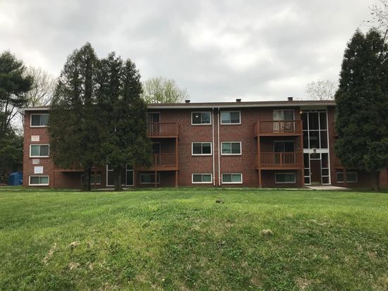 Building Photo - 5707 Adleigh Ave
