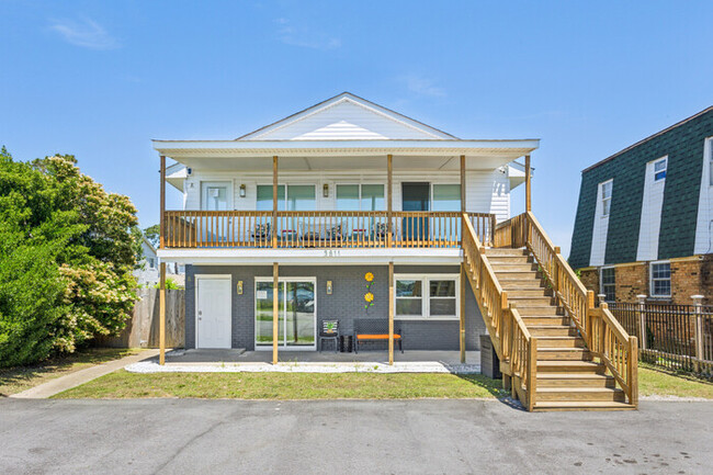 Foto del edificio - Bayview Bungalow- Lakefront retreat