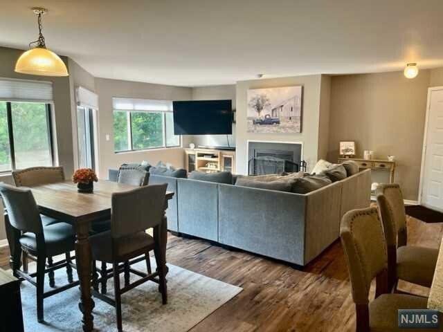 Building Photo - 127 Magnolia Rd