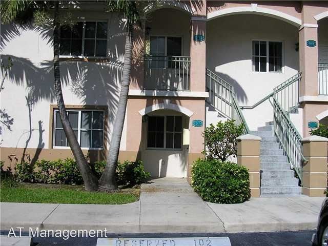 Foto del edificio - 2921 SE 13th Ave