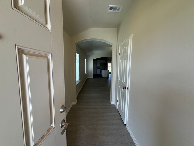 Building Photo - Brand New Construction in Midland!