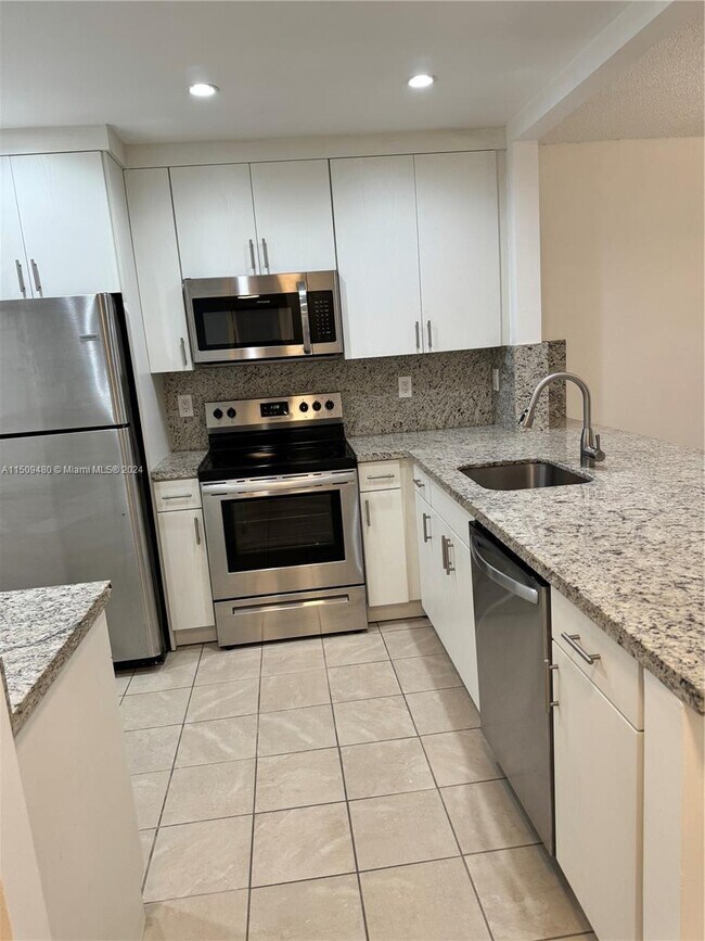 Building Photo - 7820 Camino Real