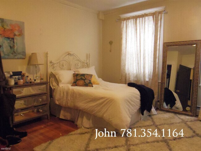 Foto del edificio - 4 br, 1 bath  - 15 Quint Ave Apt. 4