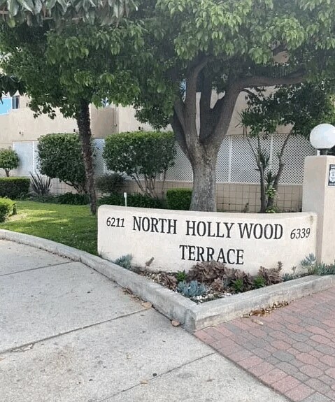 Foto del edificio - 6339 Morse Ave
