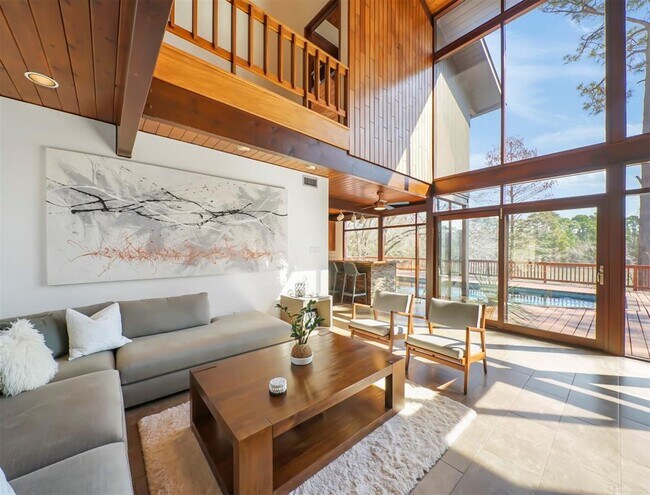 Foto del edificio - 1202 Trace Dr