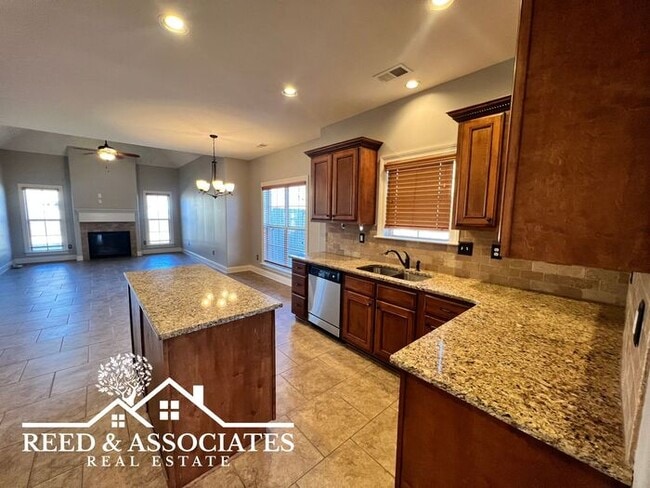 Building Photo - 1391 Raindrop Dr