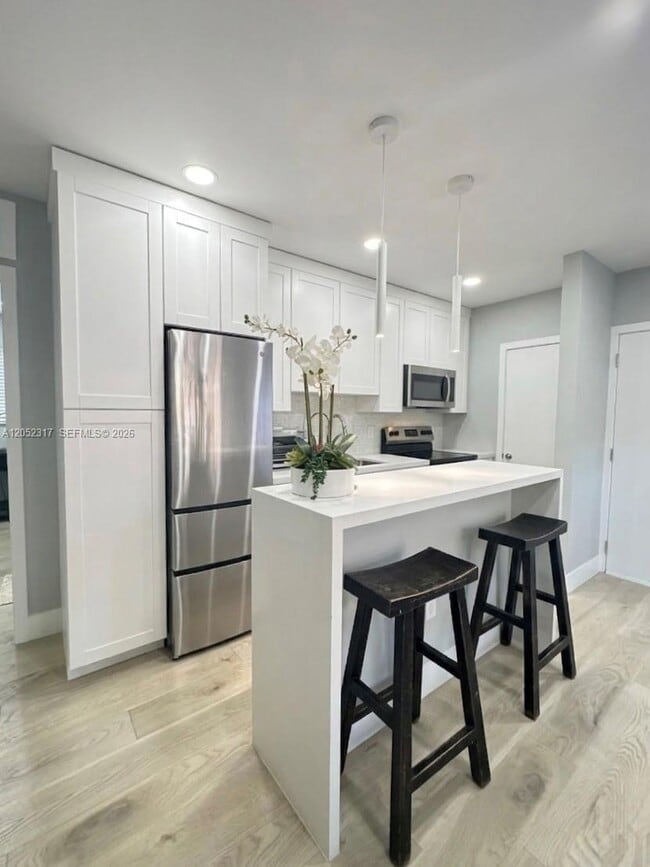 Building Photo - 6330 SW 79th St