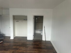 Building Photo - 11013 S Broadway