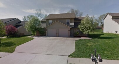 Building Photo - 3602 Zinnia Dr