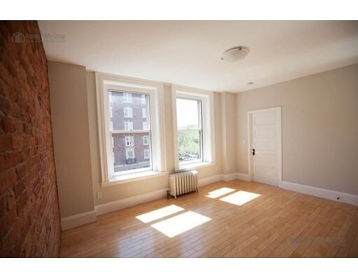 Building Photo - 362 Commonwealth Avenue