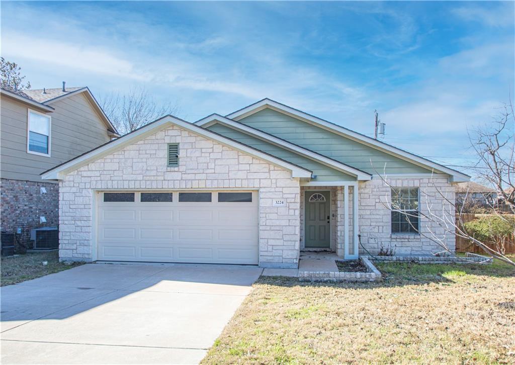 Foto principal - 3224 Winding Way