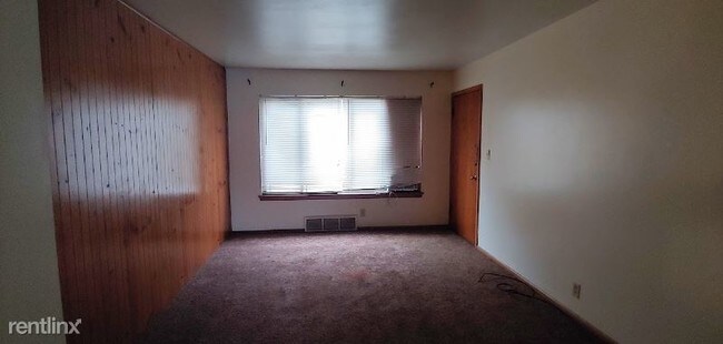 Foto del edificio - 8511 W Mill Rd