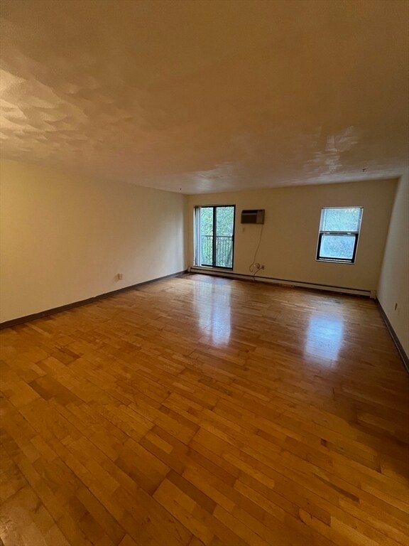 Building Photo - 373 Highland Ave
