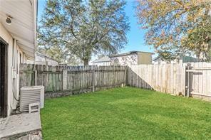 Patio interior - 214 Claiborne Ct