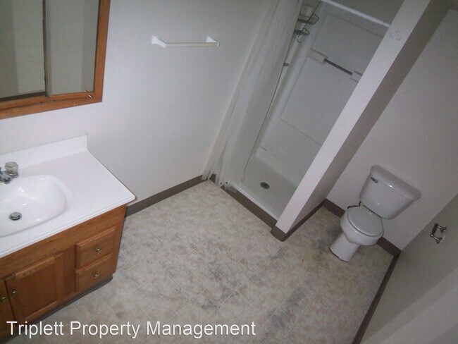 Building Photo - 3 br, 1 bath House - 2003 Melrose Avenue