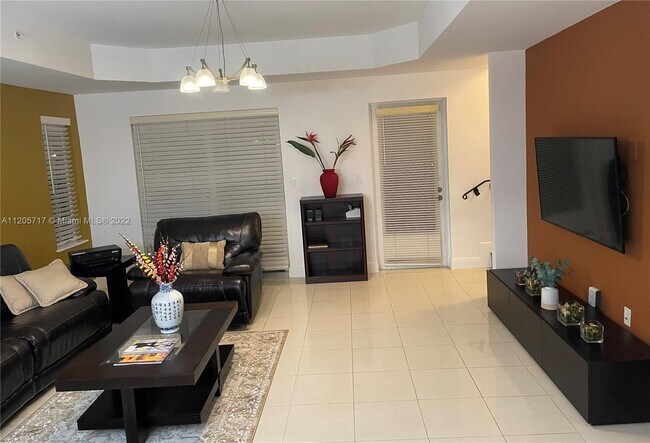 Foto del edificio - 18428 NE 27th Ct