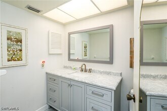 Building Photo - 1765 Courtyard Way