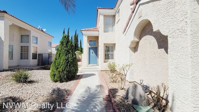 Building Photo - 4 br, 2.5 bath House - 9704 Sierra Mesa Ave