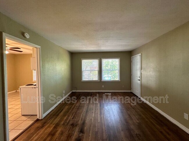 Building Photo - 510 E. Indian Drive