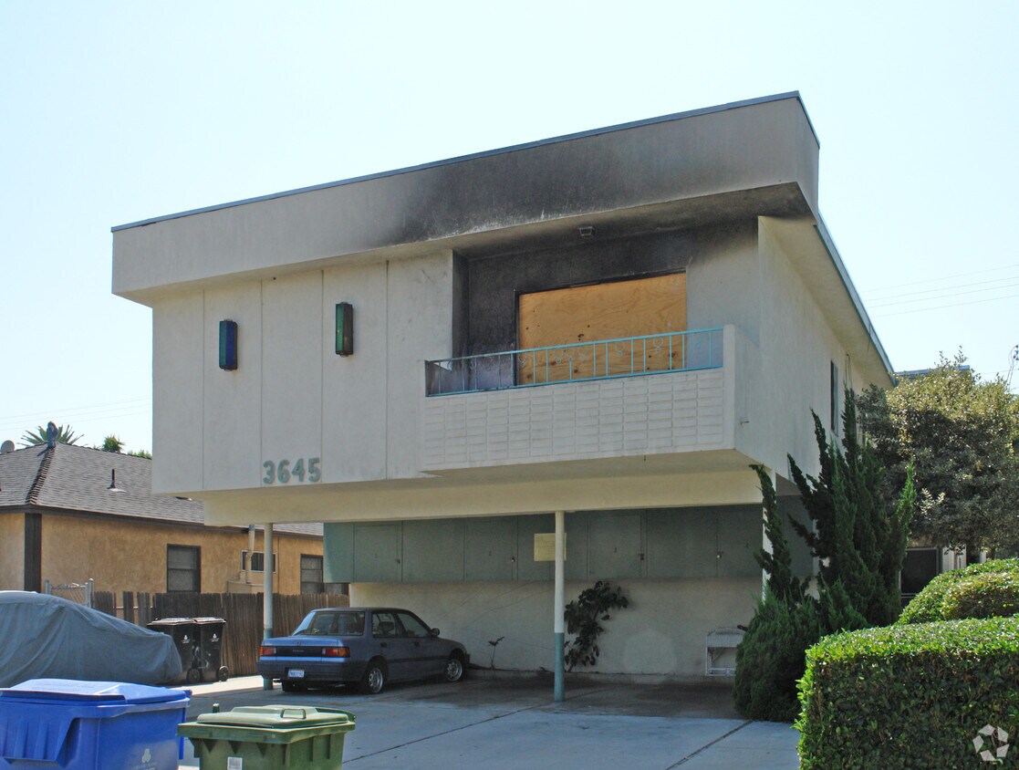 Foto principal - 3645 Veteran Ave