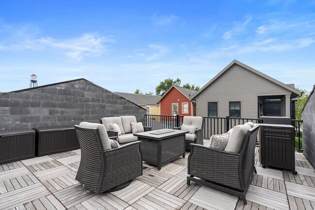 Building Photo - The Greenwood Getaway
