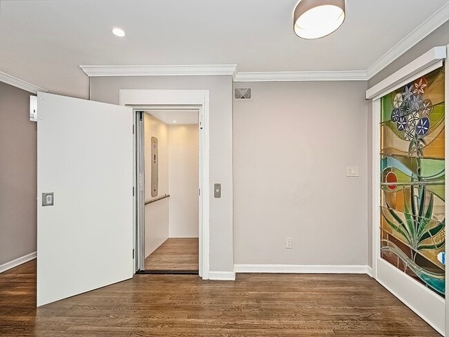 Building Photo - 1453 Squirrel Hill Ave